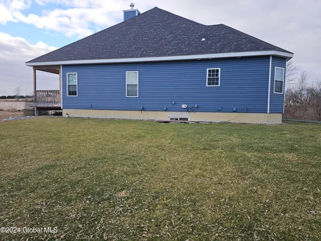 $680,000 | 20 Johnson Road, Mechanicville, NY 12118