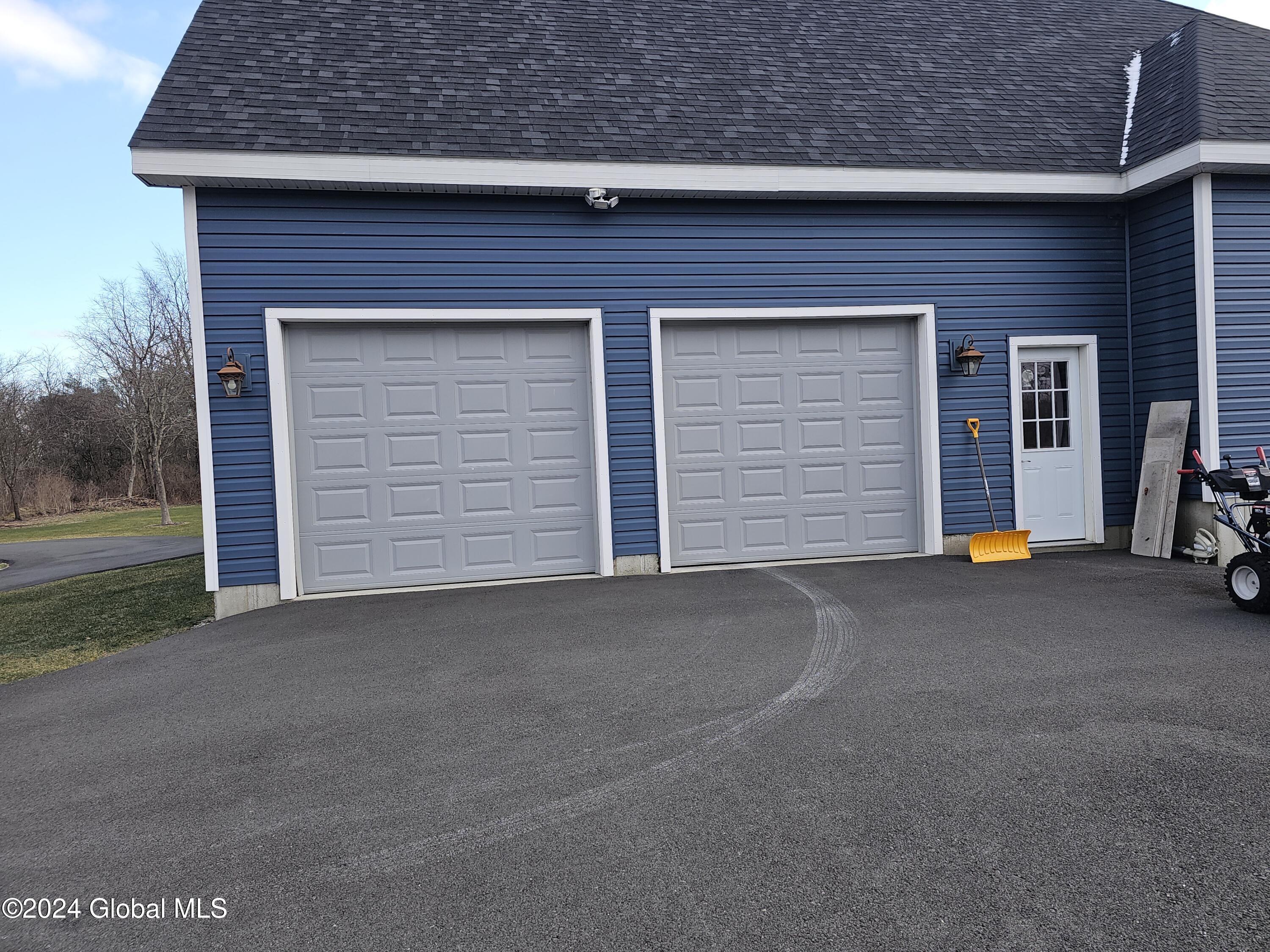 20 Johnson Road Mechanicville, NY 12118 - Photo 5 of 75 20241213_142750