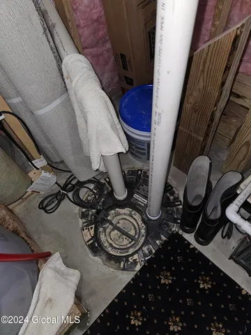 $680,000 | 20 Johnson Road, Mechanicville, NY 12118