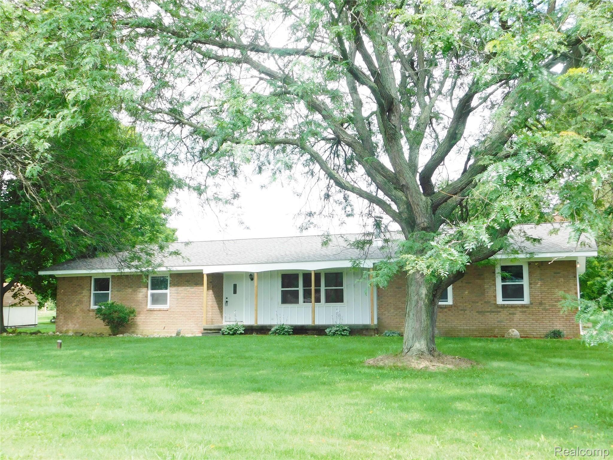 274 Fowlerville Road Fowlerville, MI 48836 - Photo 1 of 13 New front 274 Fowlerville.JPG