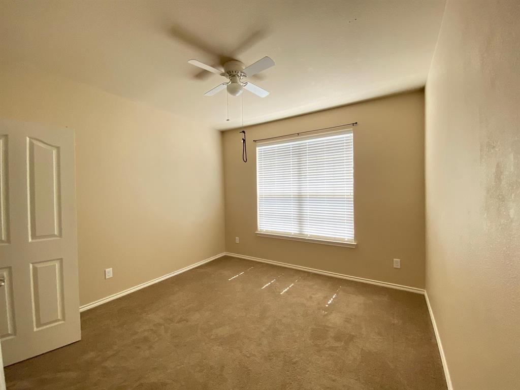 10908 Middleglen Road Fort Worth, TX 76052 - Photo 15 of 16