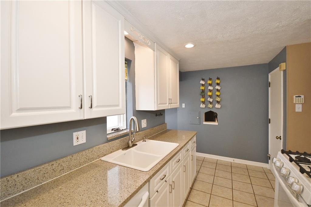 1939 Spring Valley Road Pittsburgh, PA 15243 - Photo 13 of 25 Another Kitchen View!