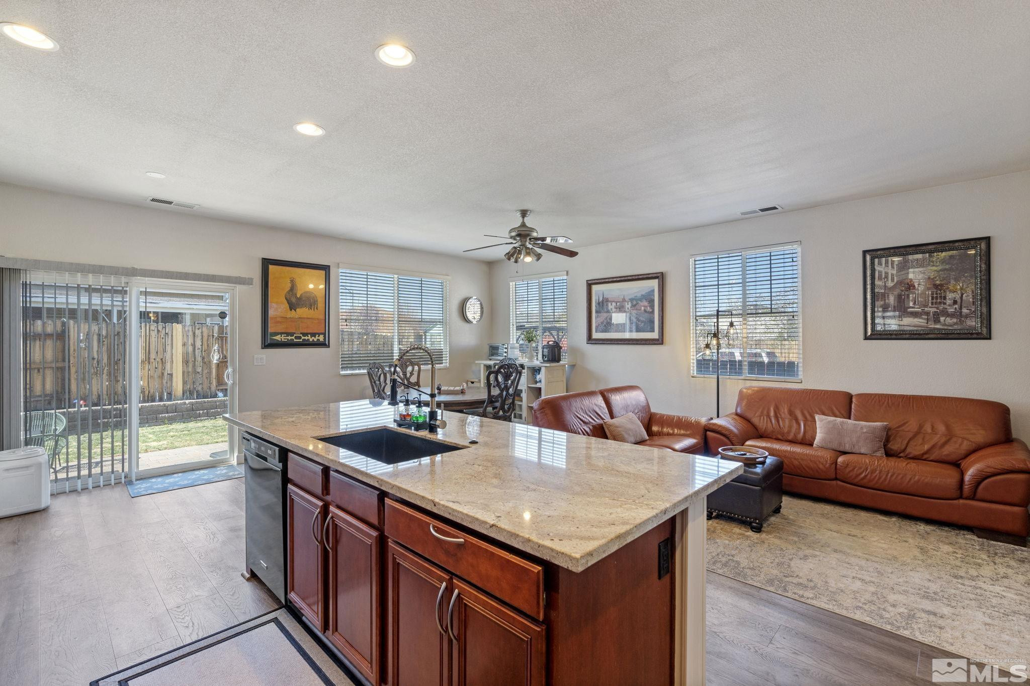 8901 Sorcha Street Reno, NV 89506 - Photo 5 of 29 Photo 5