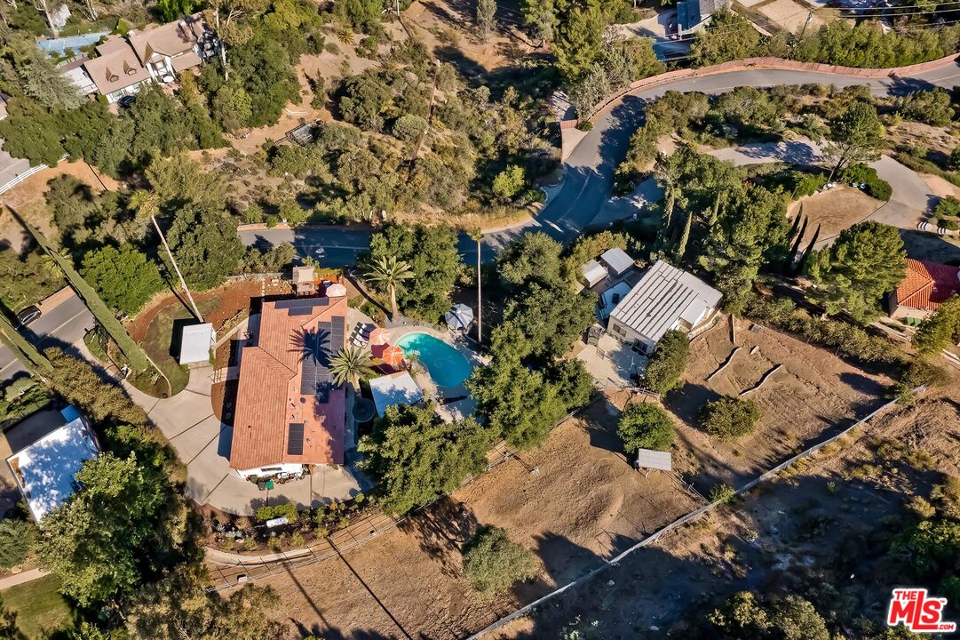 24537 Dry Canyon Cold Creek Road Calabasas, CA 91302 - Photo 53 of 54 an aerial view of multiple house