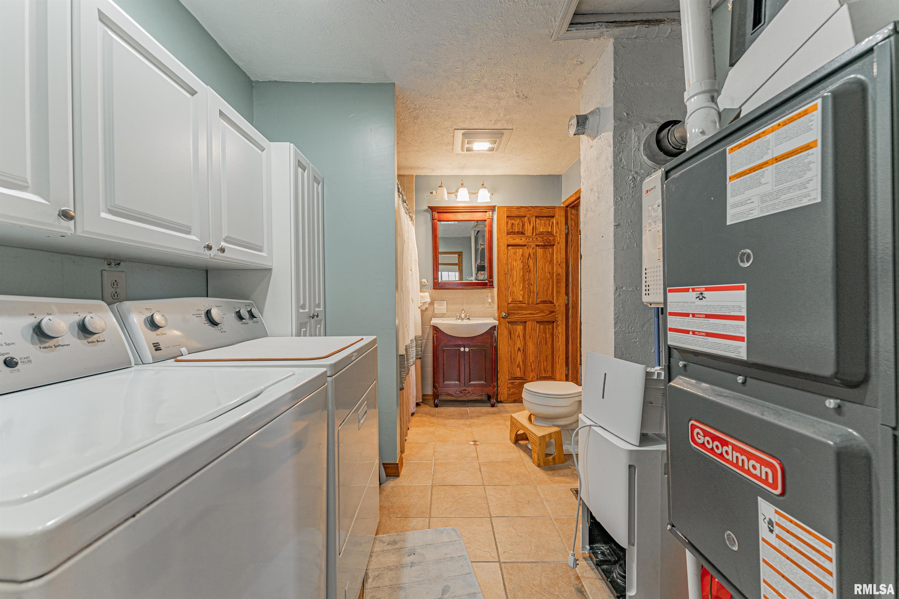 208 North Maple Street Armington, IL 61721 - Photo 10 of 20 Gallery Image 10