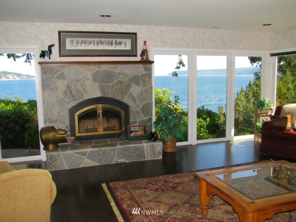 810 Gardiner Beach Road Sequim, WA 98382 - Photo 3 of 25 Gallery Image 3