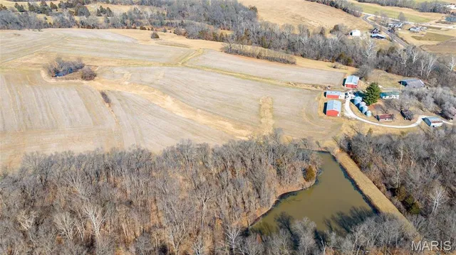 $4,200,000 | 205 Hemsath Road, Augusta, MO 63332