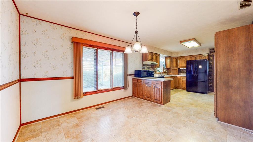 2252 Fisher Road Indianapolis, IN 46239 - Photo 11 of 37 Gallery Image 11