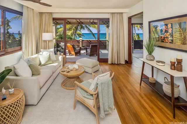 $15,500,000 | 958 Mokulua Drive, Kailua, HI 96734