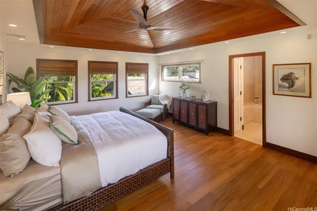 $15,500,000 | 958 Mokulua Drive, Kailua, HI 96734