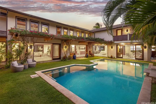 $15,500,000 | 958 Mokulua Drive, Kailua, HI 96734