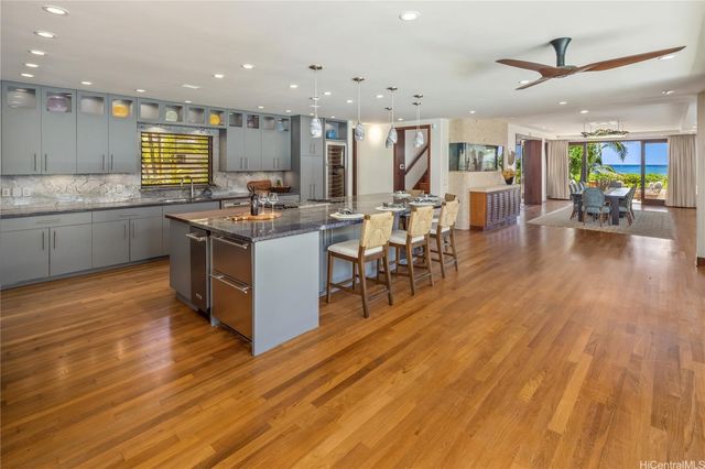 $16,000,000 | 958 Mokulua Drive, Kailua, HI 96734