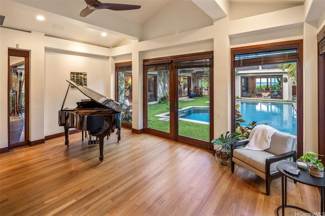 $16,000,000 | 958 Mokulua Drive, Kailua, HI 96734