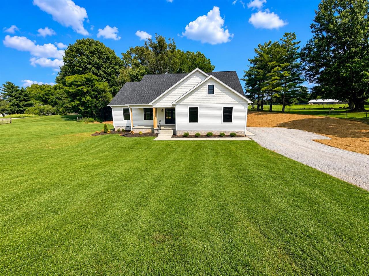 450 Whitlock Road Alvaton, KY 42122 - Photo 1 of 26 Gallery Image 1