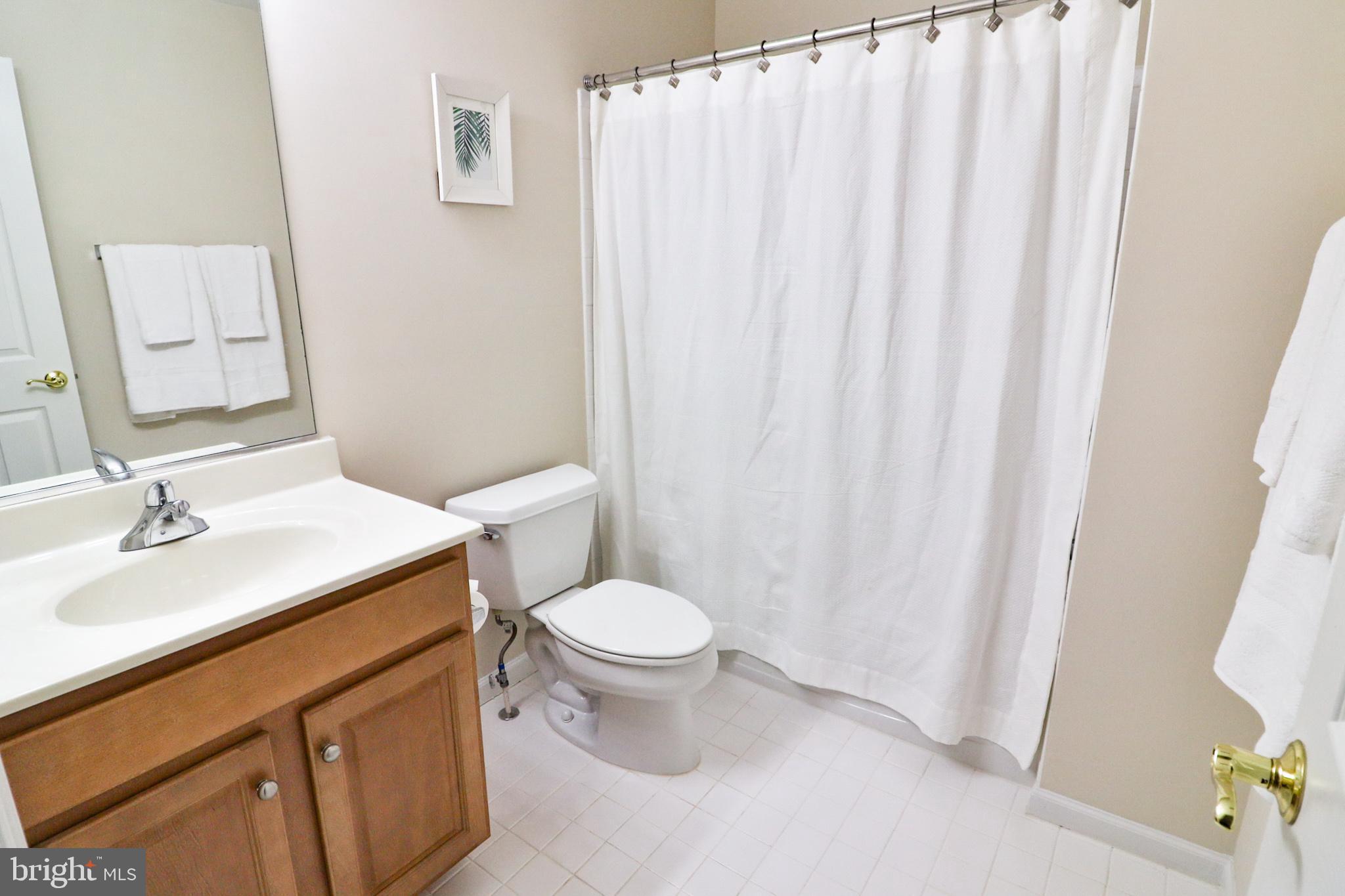 1006 Gaither Road Rockville, MD 20850 - Photo 56 of 68 Full bathroom on 4th level