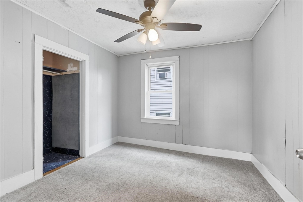 214 High Street Webster, MA 01570 - Photo 9 of 42