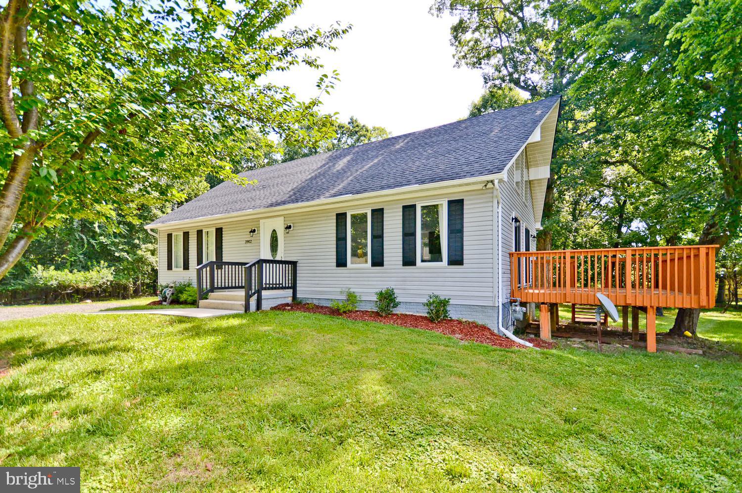 3902 Oaklawn Road Fort Washington, MD 20744 - Photo 3 of 38 Gallery Image 3