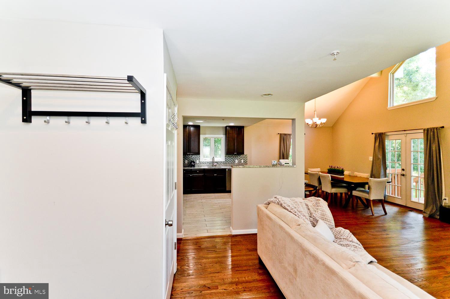 3902 Oaklawn Road Fort Washington, MD 20744 - Photo 4 of 38 Gallery Image 4