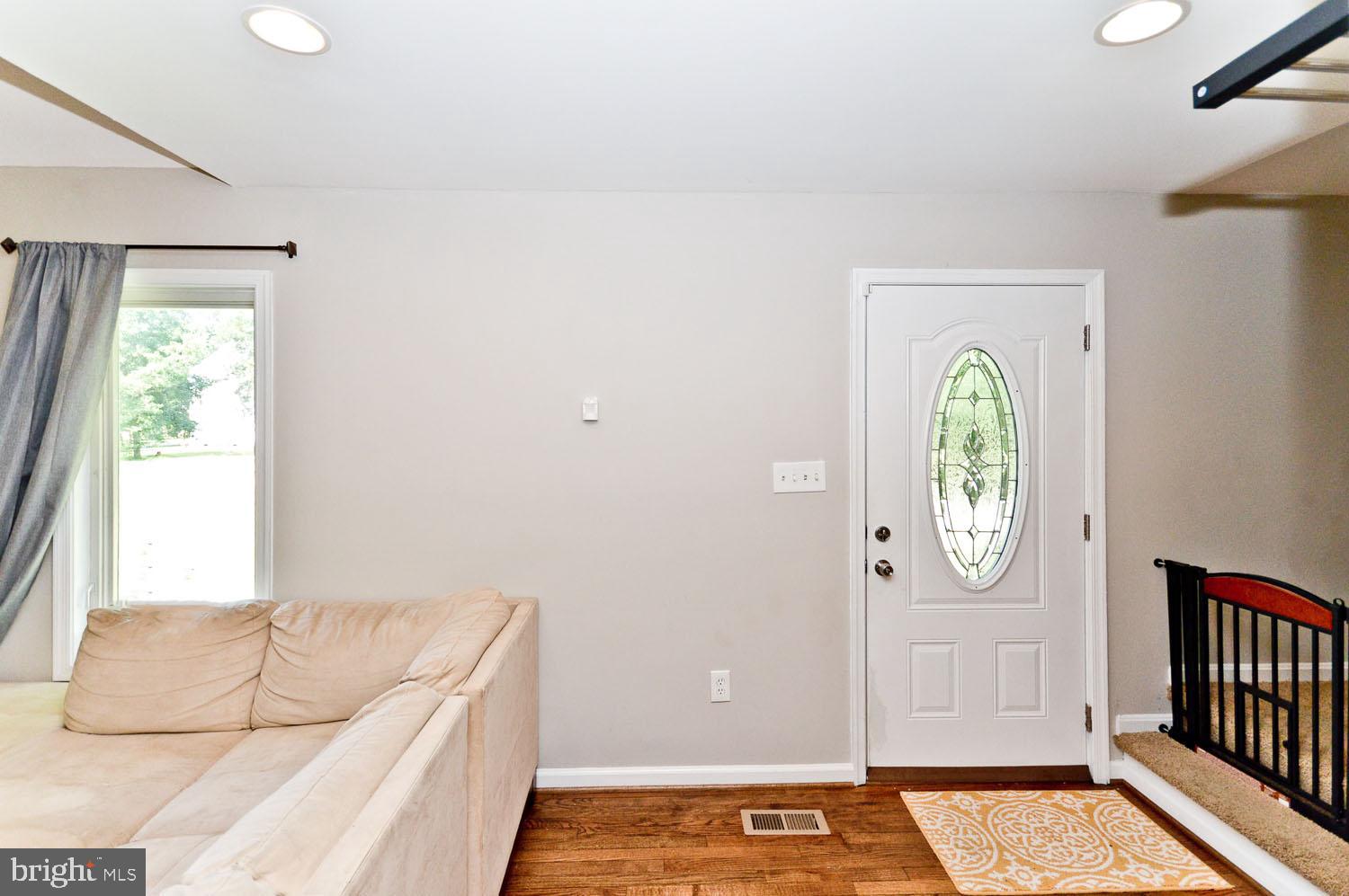 3902 Oaklawn Road Fort Washington, MD 20744 - Photo 5 of 38 Gallery Image 5