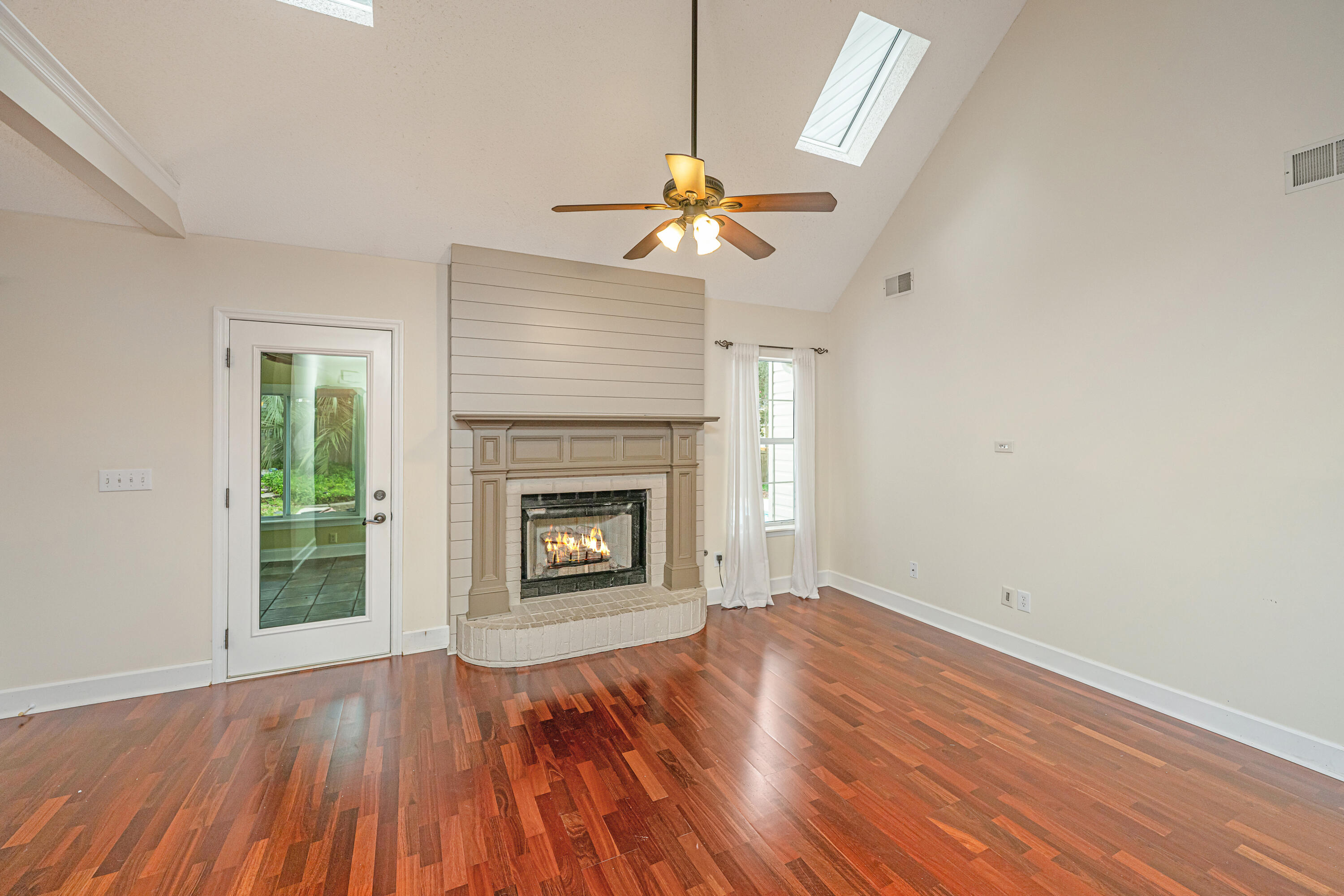 204 Factors Walk Summerville, SC 29485 - Photo 11 of 53 204FactorsWalk016