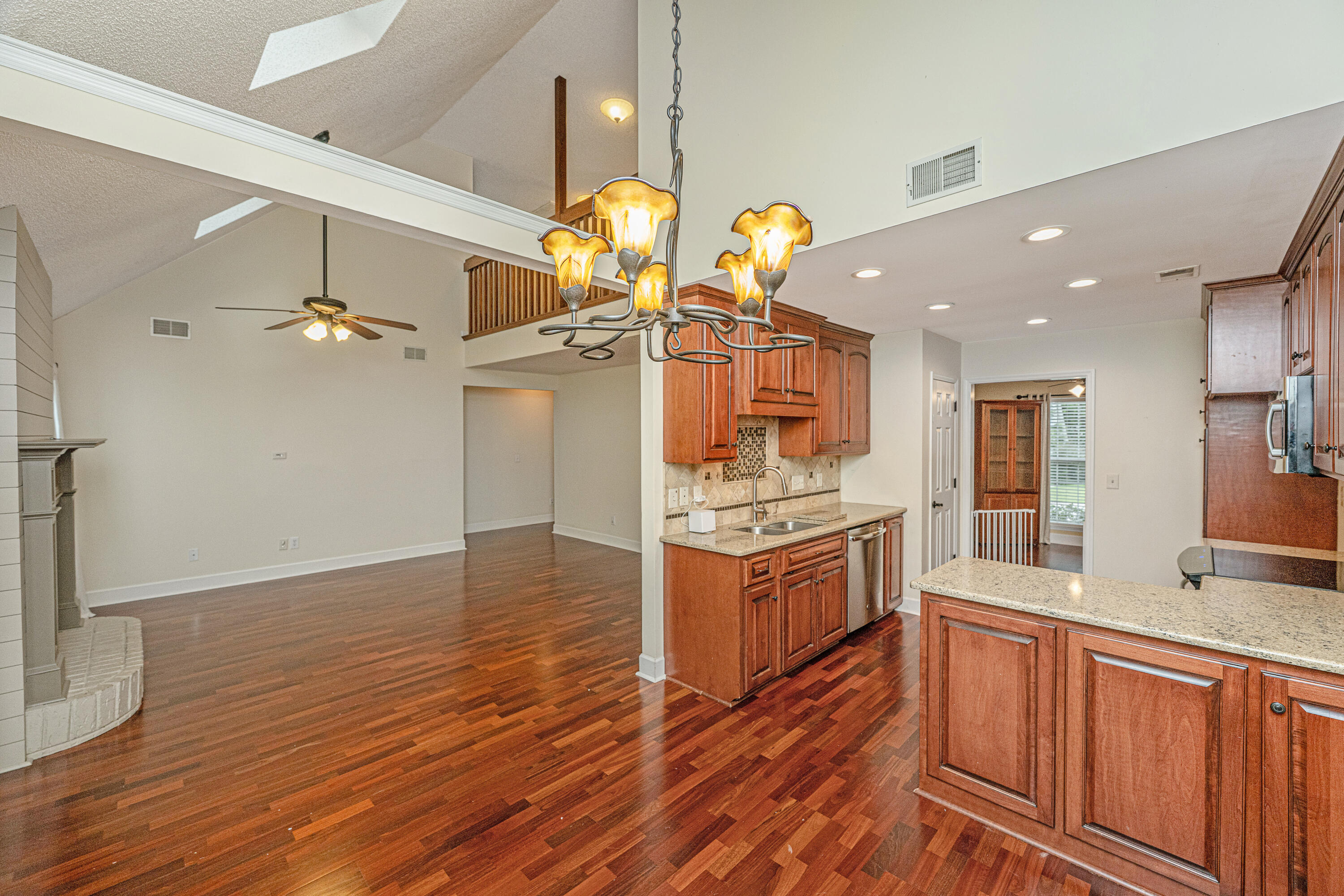 204 Factors Walk Summerville, SC 29485 - Photo 13 of 53 204FactorsWalk020