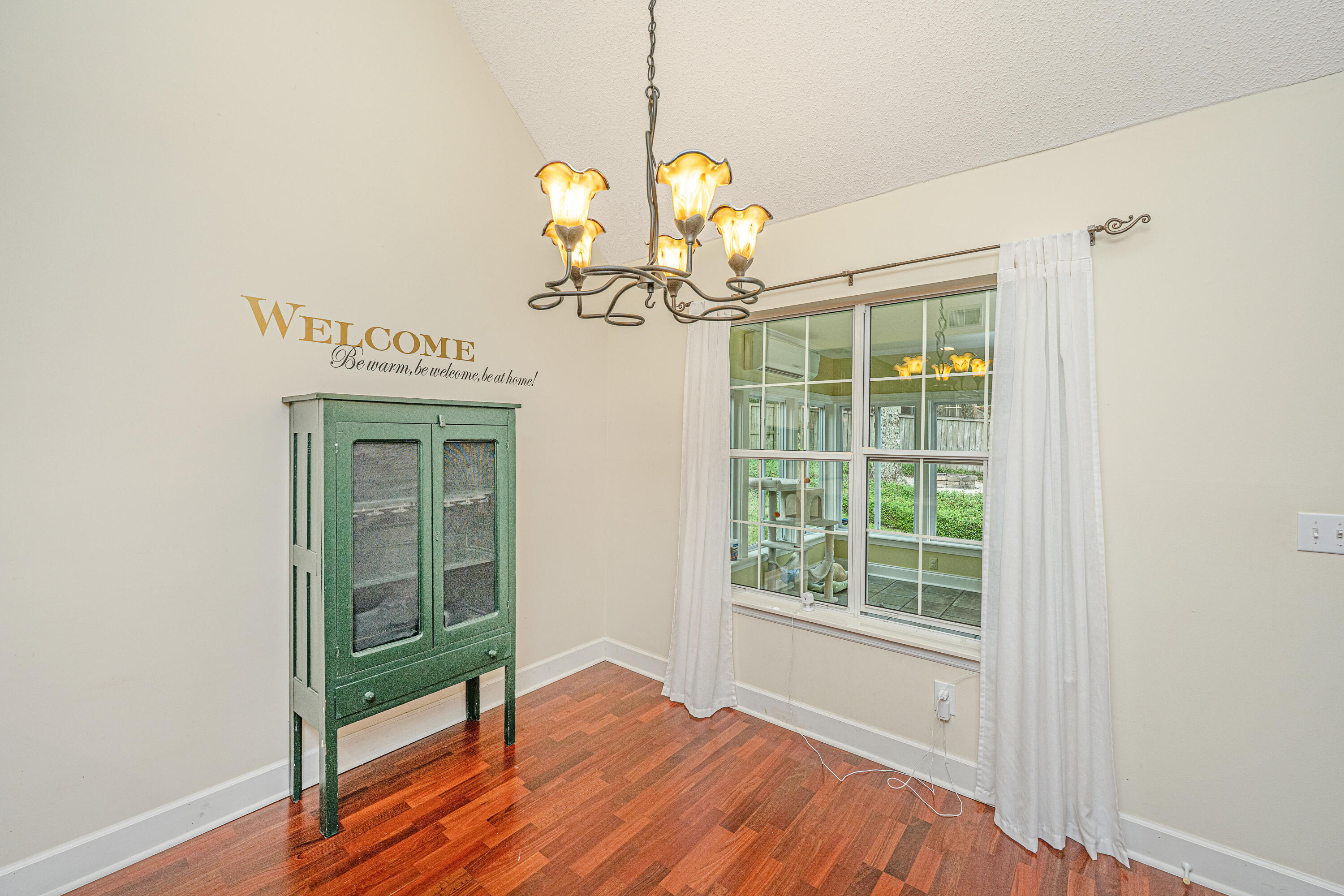 204 Factors Walk Summerville, SC 29485 - Photo 17 of 53 204FactorsWalk024