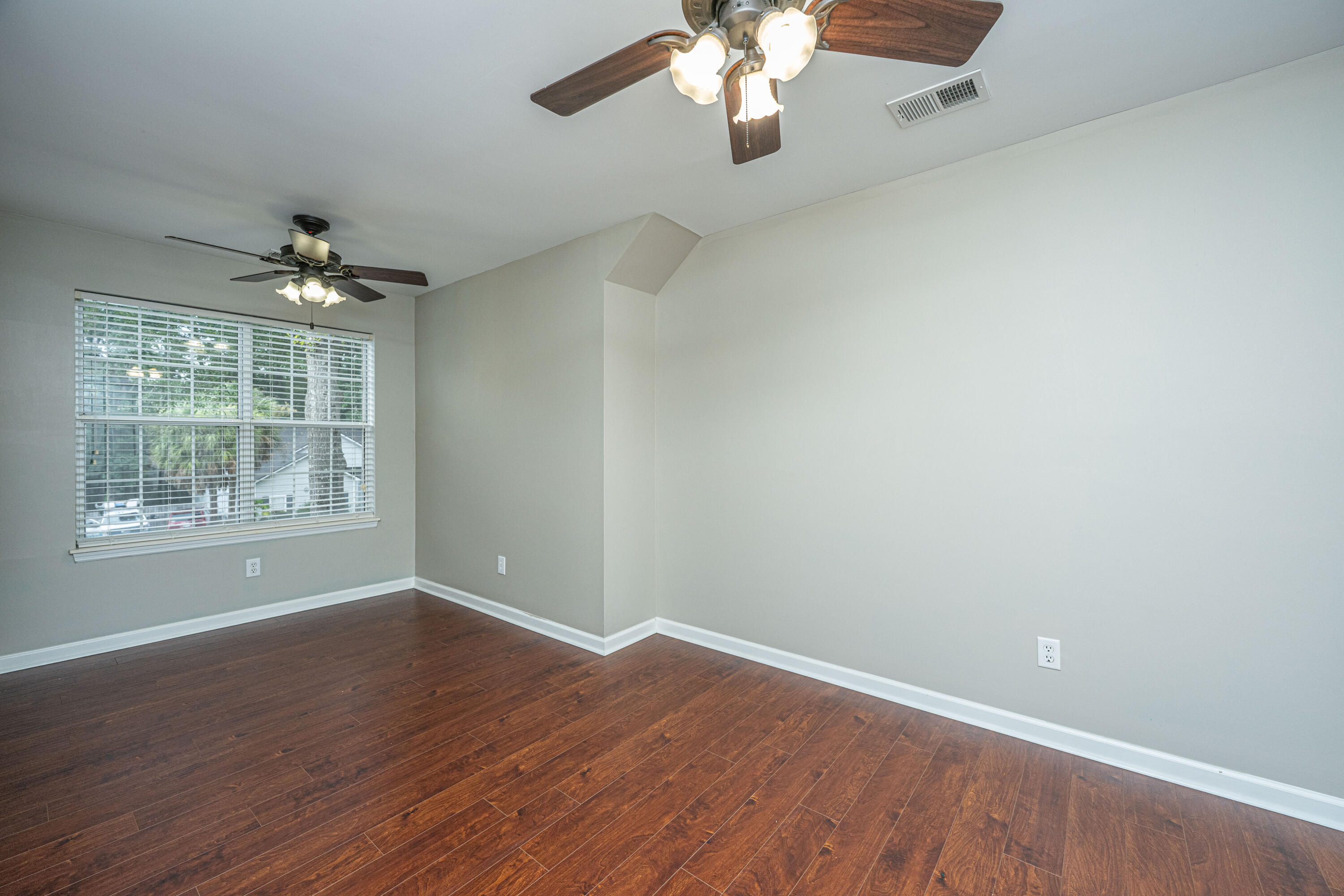 204 Factors Walk Summerville, SC 29485 - Photo 38 of 53 204FactorsWalk045