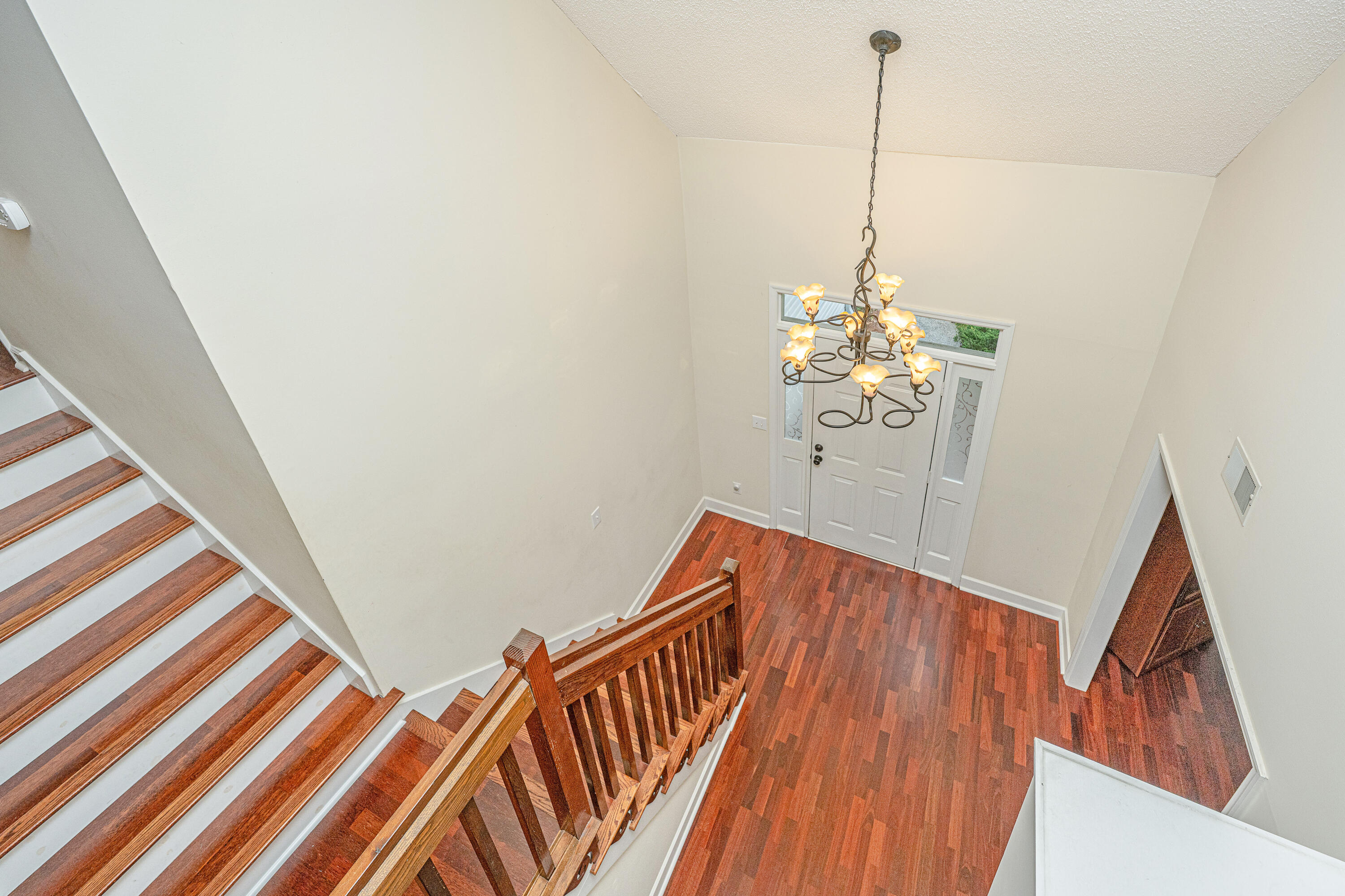 204 Factors Walk Summerville, SC 29485 - Photo 7 of 53 204FactorsWalk010