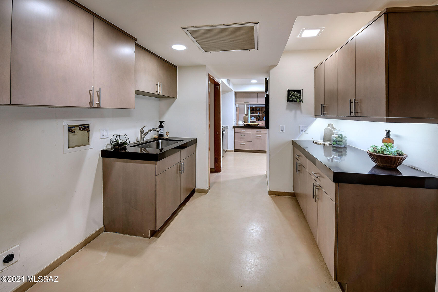 5815 North Pontatoc Road Tucson, AZ 85718 - Photo 13 of 42 Gallery Image 13