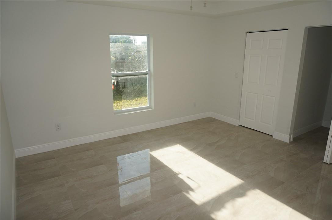 6518 Alexander Road West Palm Beach, FL 33413 - Photo 9 of 18 Photo 9