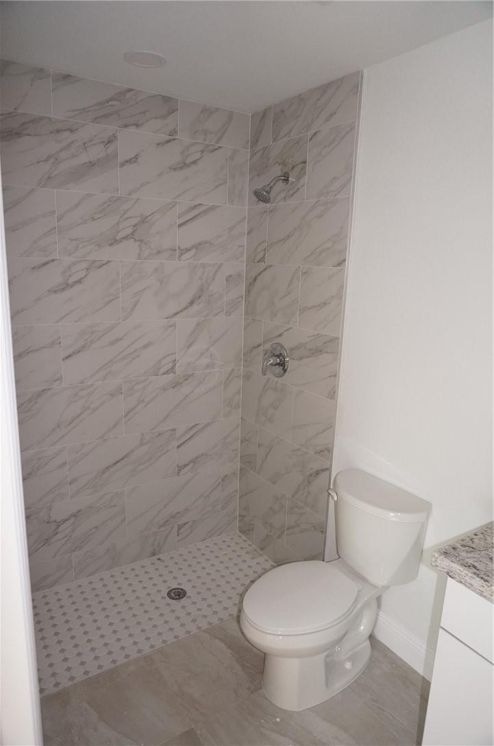 6518 Alexander Road West Palm Beach, FL 33413 - Photo 10 of 18 Photo 10