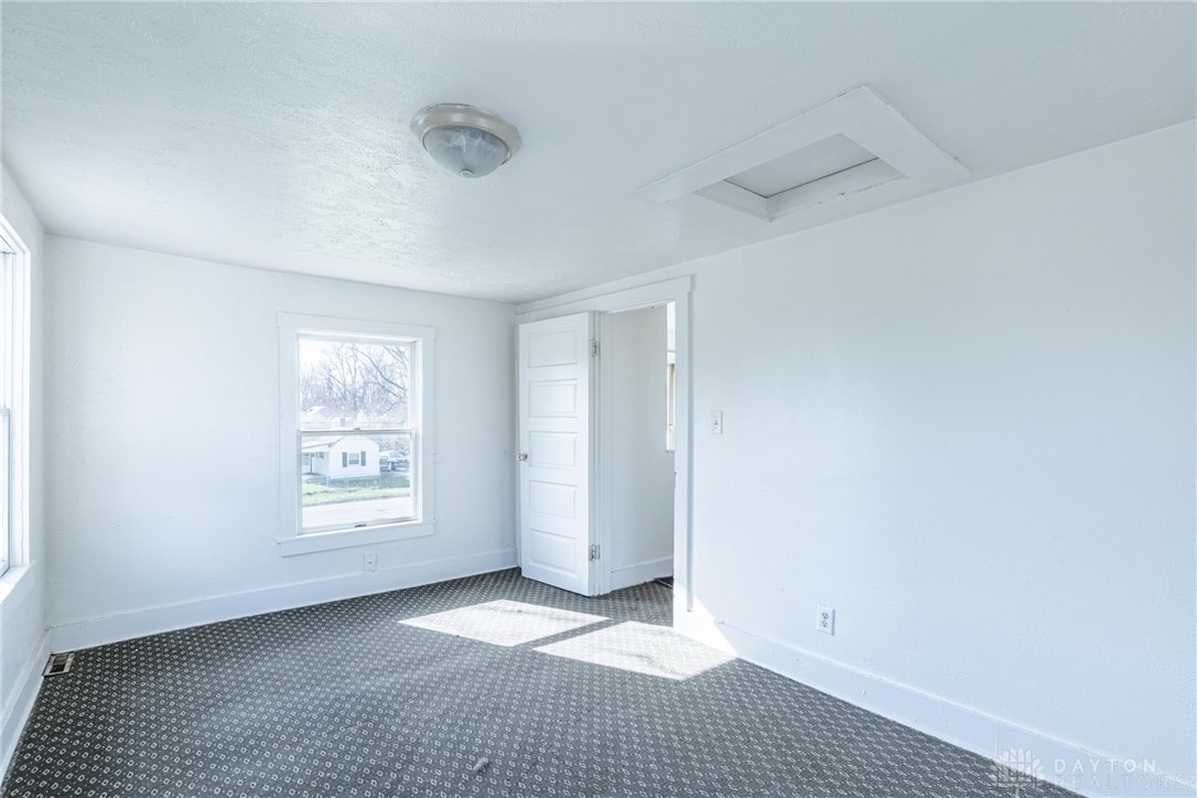 924 West State Street Springfield, OH 45506 - Photo 12 of 13