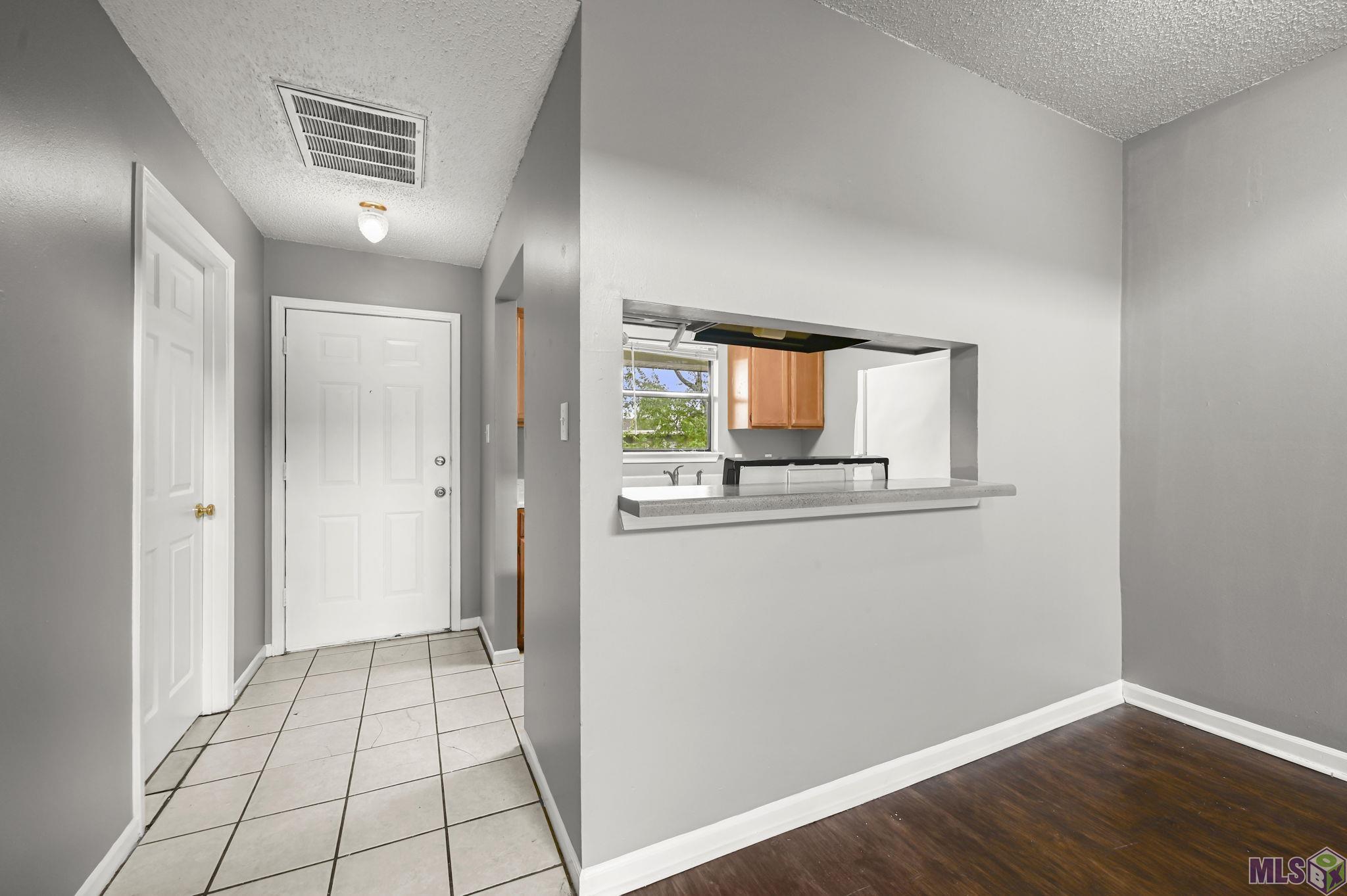 1724 South Brightside View Drive, Unit H Baton Rouge, LA 70820 - Photo 3 of 12