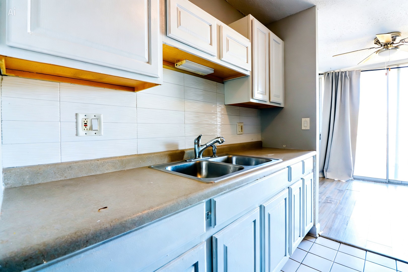 1043 South York Road, Unit 212 Bensenville, IL 60106 - Photo 6 of 9