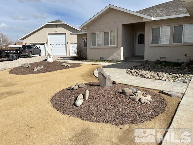 4335 Rancheria Road Fallon, NV 89406 - Photo 2 of 36 a view of a house with tub
