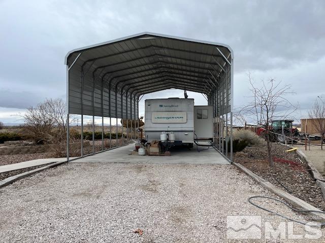 4335 Rancheria Road Fallon, NV 89406 - Photo 7 of 36 a view of backyard and car parked