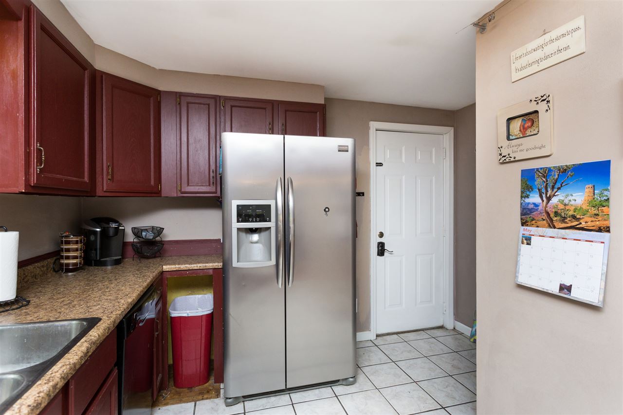 8 Sleeper Street Rochester, NH 03867 - Photo 4 of 29