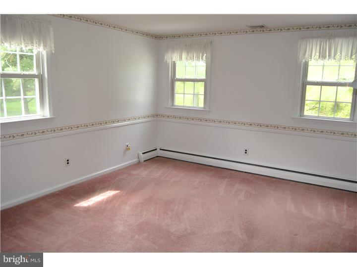 1812 Landis Road Norristown, PA 19403 - Photo 14 of 25 Gallery Image 14