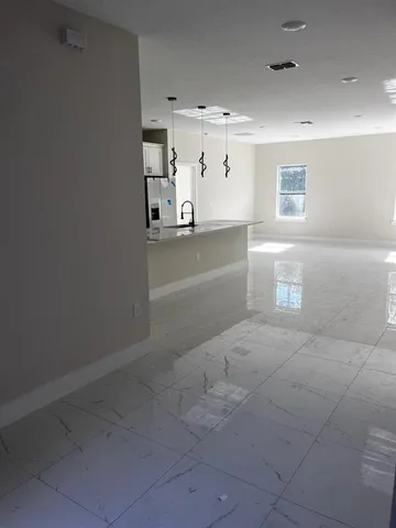 a view of utility room