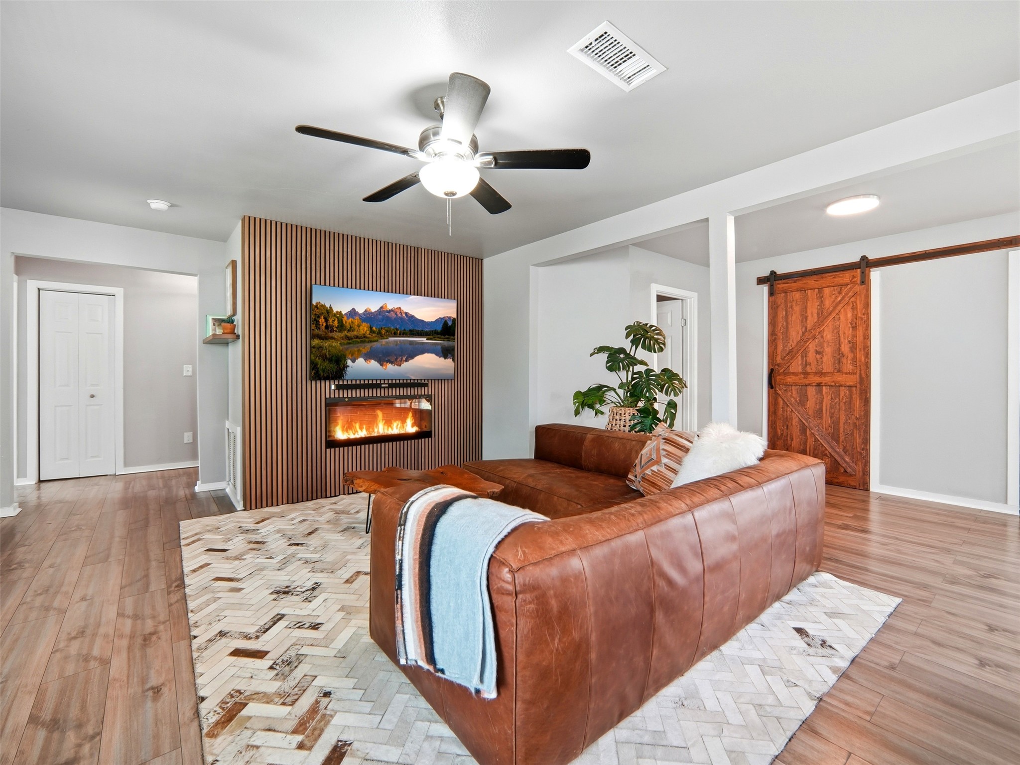 700 9th Street Blanco, TX 78606 - Photo 7 of 33 a bedroom with bed and window