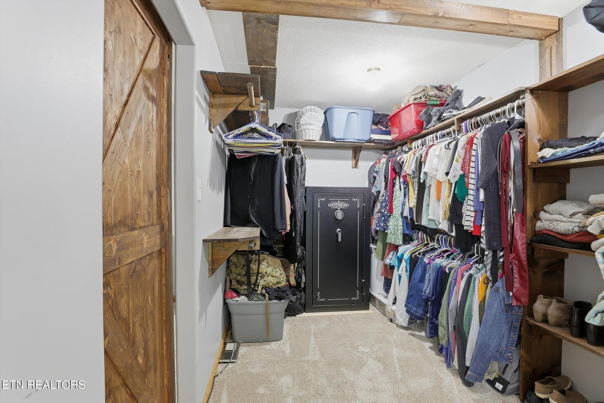 7940 Castlecomb Road Powell, TN 37849 - Photo 30 of 36 Gallery Image 30