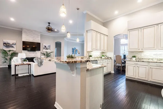 $5,000 | 5311 Bay Side Drive, Orlando, FL 32819