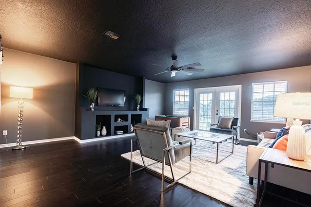 $5,000 | 5311 Bay Side Drive, Orlando, FL 32819