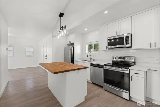 $375,000 | 14915 Portland Avenue Southwest, Lakewood, WA 98498