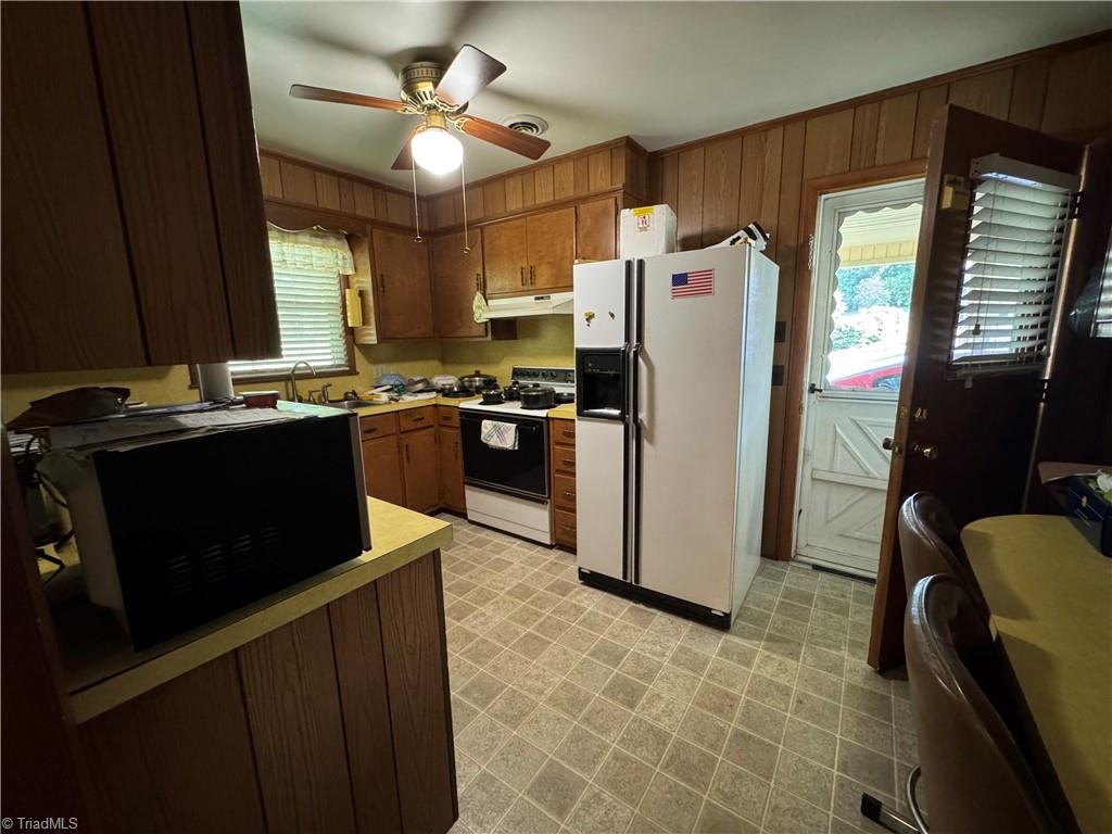 1471 West Westmoreland Road King, NC 27021 - Photo 5 of 24