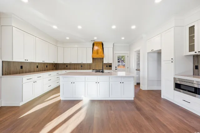 $779,900 | 813 Commanders Island Road, Georgetown, SC 29440