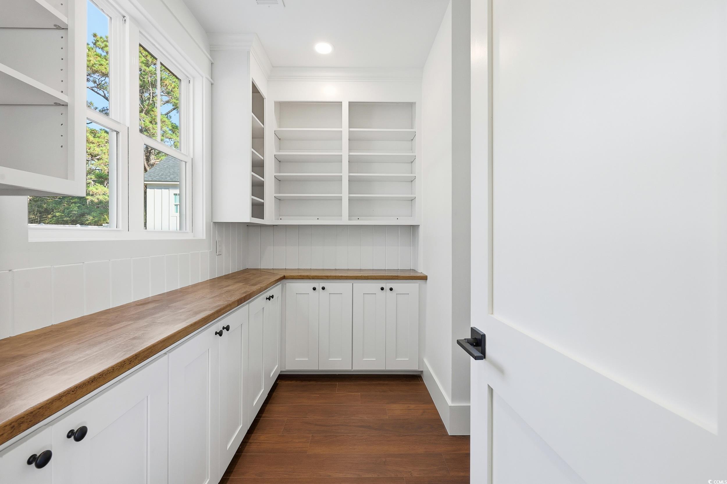 813 Commanders Island Road Georgetown, SC 29440 - Photo 8 of 39 View of storage area