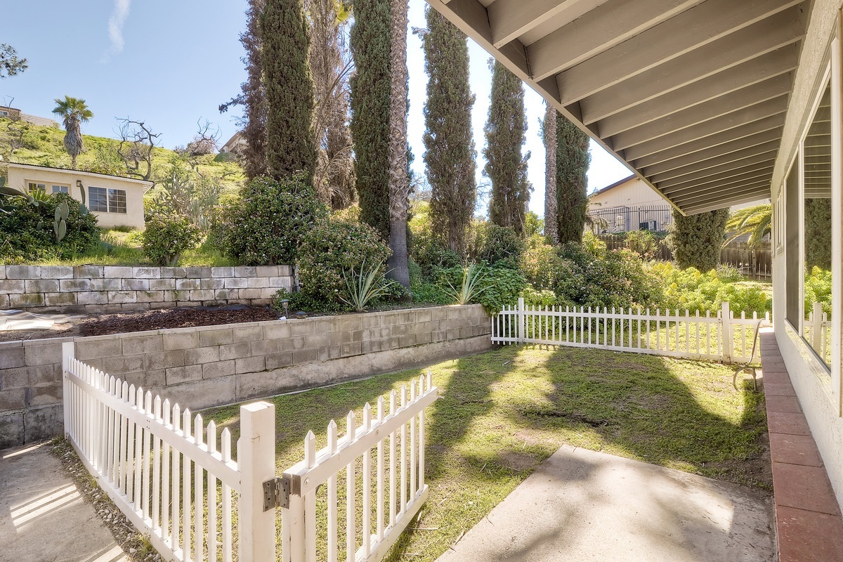 155 Falconer Road Escondido, CA 92027 - Photo 7 of 25