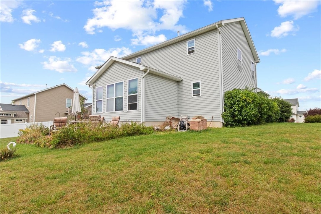 63 Haywards Heath Henrietta, NY 14586 - Photo 29 of 43