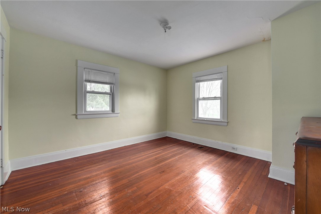 18110 Marcella Road Cleveland, OH 44119 - Photo 18 of 33 Gallery Image 18